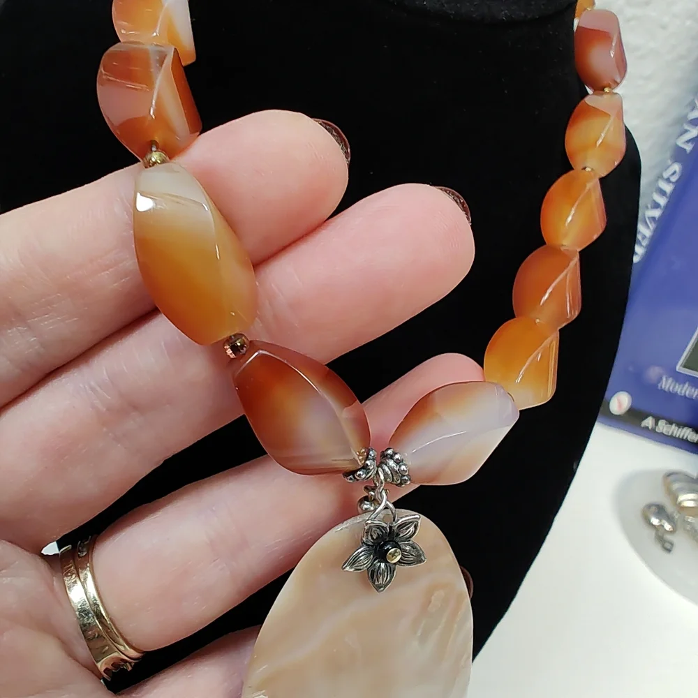 Vintage Sterling Silver Carnelian Mother Of Pearl Floral Pendant Necklace 18
